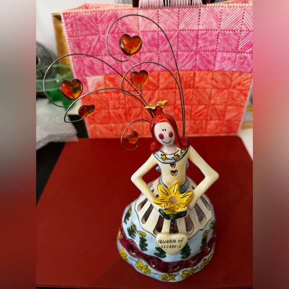 Blue Sky "Queen of Sisters" by Heather Goldminc Beautiful Gift for Sister Decor - Picture 1 of 8